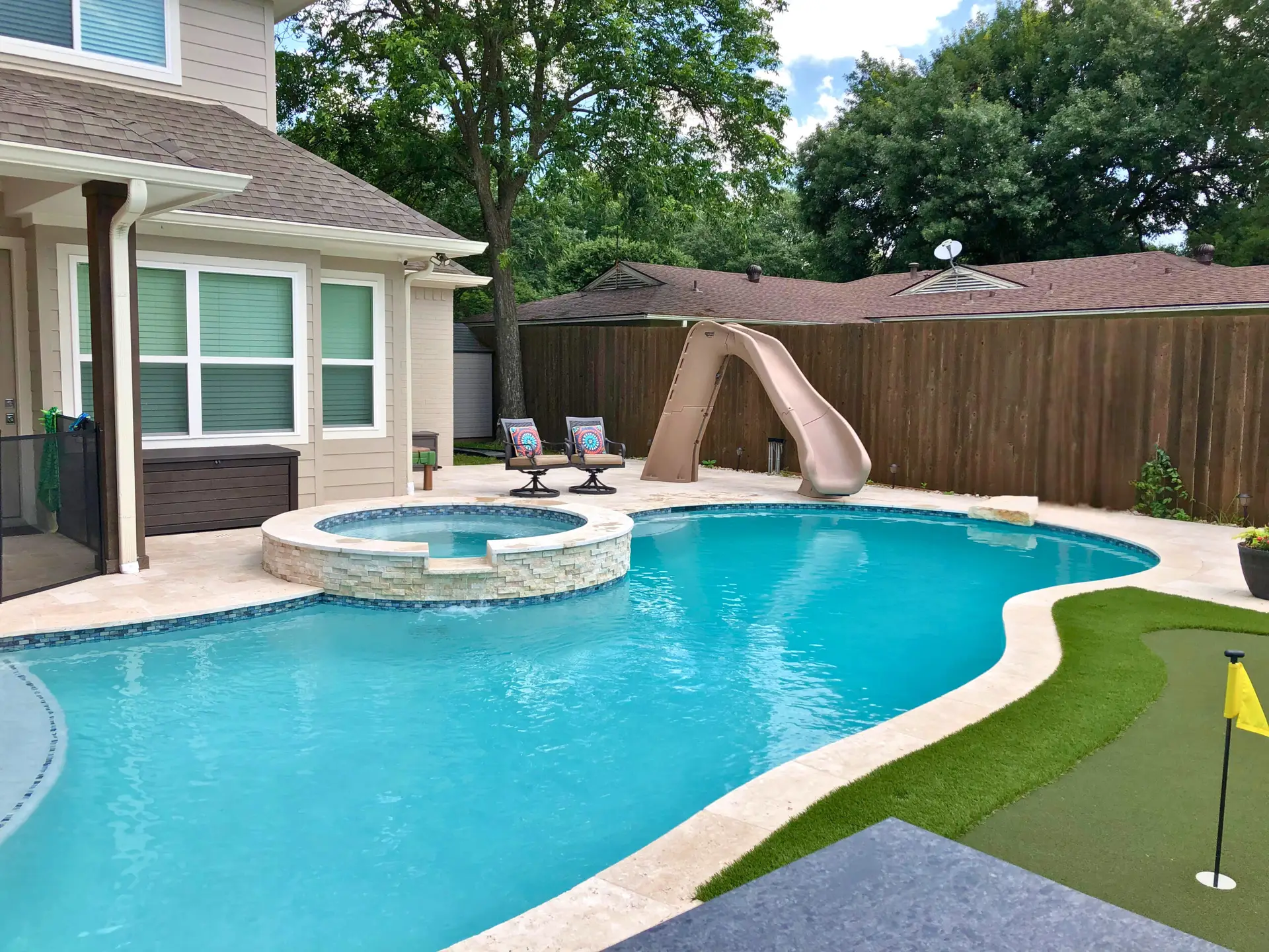 E-Dallas_MR_Pool1-1-scaled
